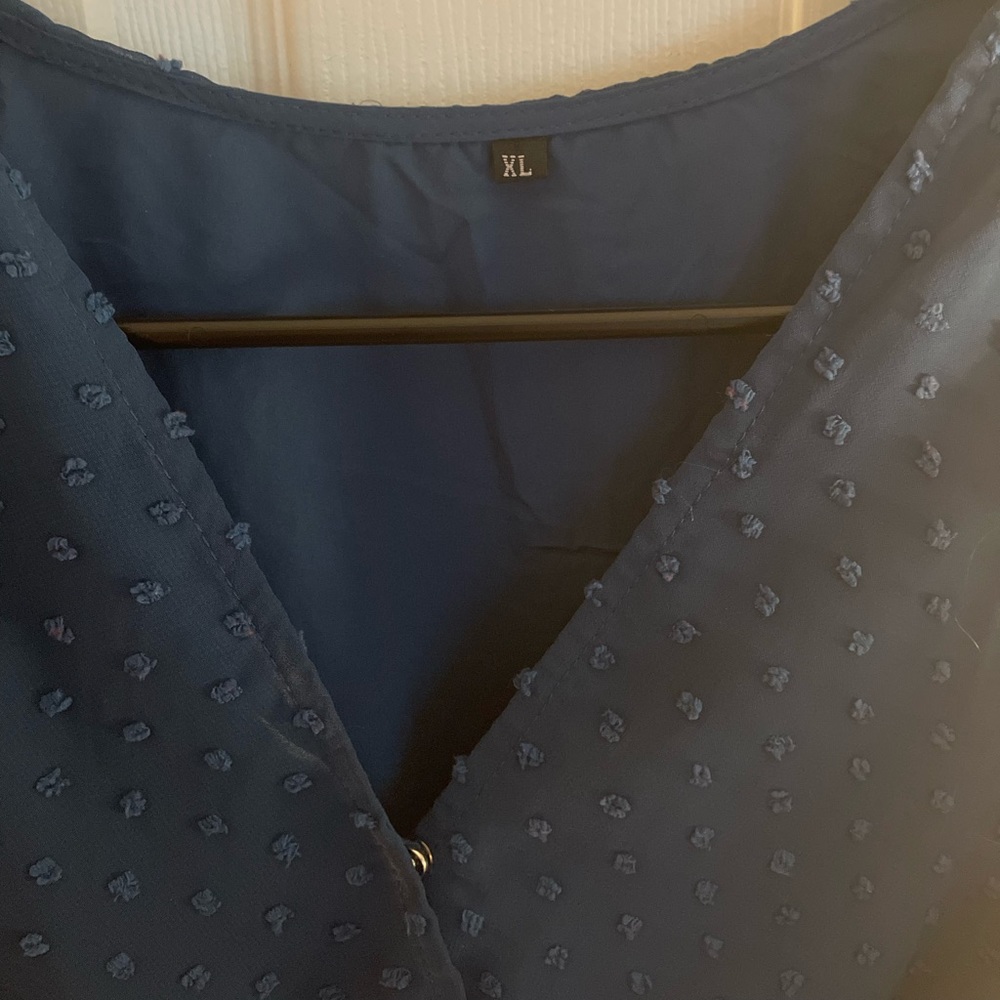 Faux wrap dress - Picture 2 of 4